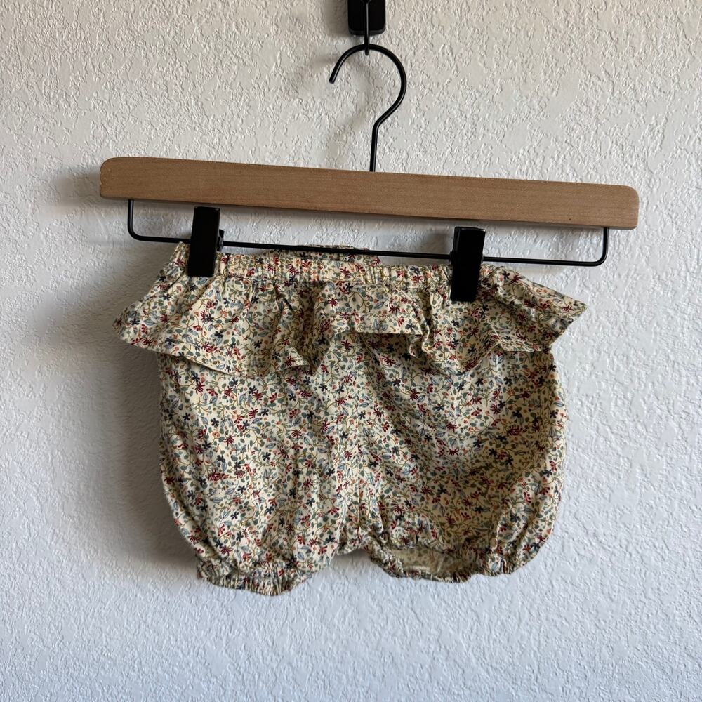 Konges Sløjd Baby Girls' Dainty Floral Ruffle Bloomers Short Louloudi Cream 6-9M